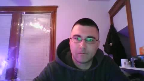 Snapshot of crush380 chatting on 12/08/24, 12:18 Crush380 online show from 12/08/24, 12:18