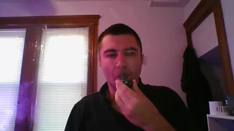 Snapshot of crush380 chatting on 12/31/24, 03:09 Crush380 online show from 12/31/24, 03:09