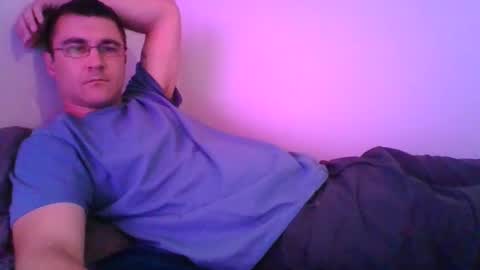 Snapshot of crush380 chatting on 01/01/25, 06:16 Crush380 online show from 01/01/25, 06:16