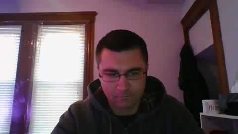 Snapshot of crush380 chatting on 01/09/25, 05:43 Crush380 online show from 01/09/25, 05:43