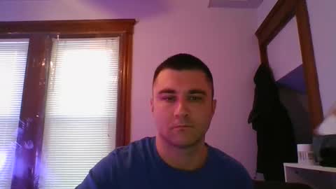 Snapshot of crush380 chatting on 02/01/25, 07:02 Crush380 online show from 02/01/25, 07:02