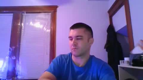 Snapshot of crush380 chatting on 02/02/25, 03:32 Crush380 online show from 02/02/25, 03:32