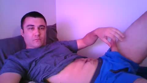 Snapshot of crush380 chatting on 02/21/25, 02:06 Crush380 online show from 02/21/25, 02:06