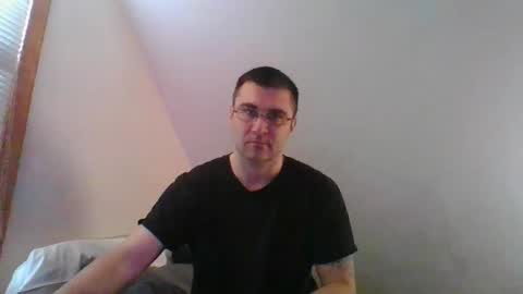 Snapshot of crush380 chatting on 03/08/26, 08:45 Crush380 online show from 03/08/26, 08:45