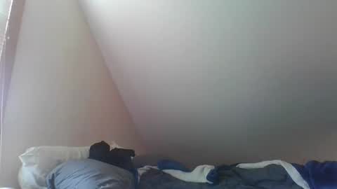 Snapshot of crush380 chatting on 03/17/26, 06:55 Crush380 online show from 03/17/26, 06:55