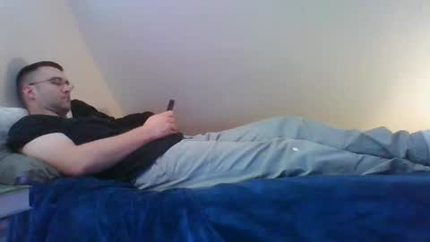 Snapshot of crush380 chatting on 04/17/26, 05:49 Crush380 online show from 04/17/26, 05:49