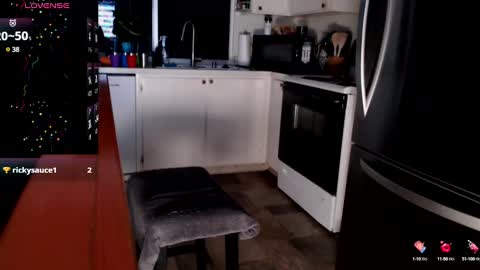 Snapshot of crushingunerds chatting on 02/16/25, 04:31 just a gaming nerd online show from 02/16/25, 04:31