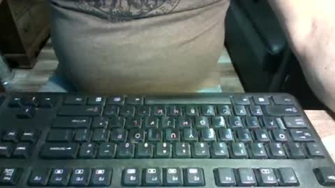 Snapshot of crushit chatting on 01/13/25, 05:44 Crushit online show from 01/13/25, 05:44