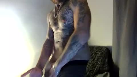 cruz815 online show from 12/20/25, 01:23