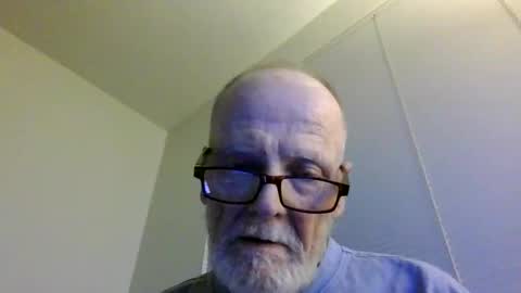 Snapshot of cryptologist630129 chatting on 01/06/26, 06:28 cryptologist630129 online show from 01/06/26, 06:28