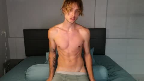 Snapshot of cryptongood chatting on 01/21/25, 04:37 Lin inst lingoodyy online show from 01/21/25, 04:37