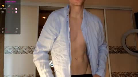 Snapshot of cryptongood chatting on 09/17/25, 08:49 Lin inst lingoodyy online show from 09/17/25, 08:49