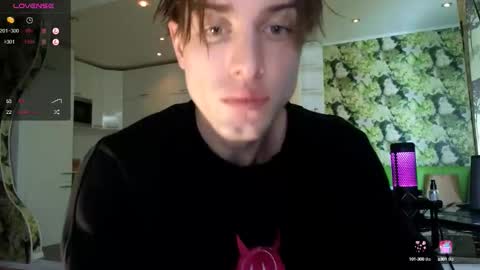 Snapshot of cryptongood chatting on 10/01/25, 09:04 Lin inst lingoodyy online show from 10/01/25, 09:04