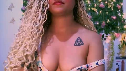 crysrus online show from 11/22/25, 01:59