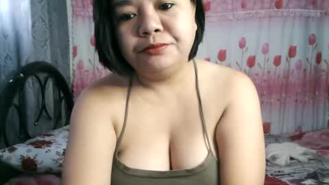 Snapshot of crystal_april chatting on 01/06/25, 12:59 Crys online show from 01/06/25, 12:59