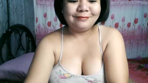 Snapshot of crystal_april chatting on 01/10/25, 02:02 Crys online show from 01/10/25, 02:02