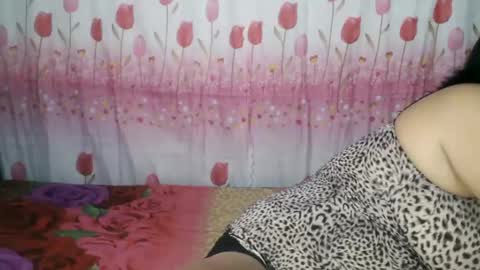 Snapshot of crystal_april chatting on 01/16/25, 01:48 Crys online show from 01/16/25, 01:48