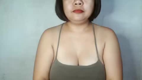 Snapshot of crystal_april chatting on 01/19/25, 10:17 Crys online show from 01/19/25, 10:17