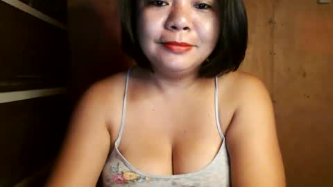 Snapshot of crystal_april chatting on 02/15/25, 05:50 Crys online show from 02/15/25, 05:50
