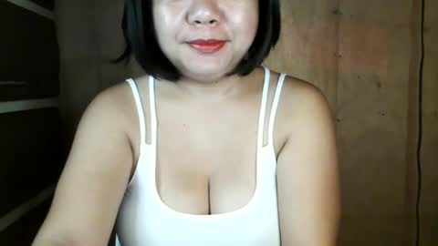 Snapshot of crystal_april chatting on 02/18/25, 05:10 Crys online show from 02/18/25, 05:10