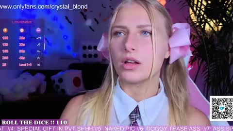 Snapshot of crystal_blond chatting on 10/08/25, 07:44 Crystal online show from 10/08/25, 07:44