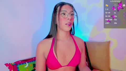 Snapshot of crystal_channel1 chatting on 12/22/24, 11:31 CRYSTAL online show from 12/22/24, 11:31