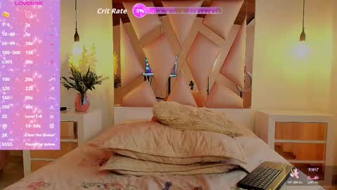 Snapshot of crystal_leroux1 chatting on 11/05/25, 09:04 crystal online show from 11/05/25, 09:04