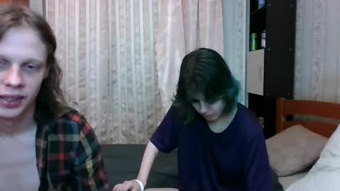 Crystal and Marcl online show from 02/07/25, 09:04
