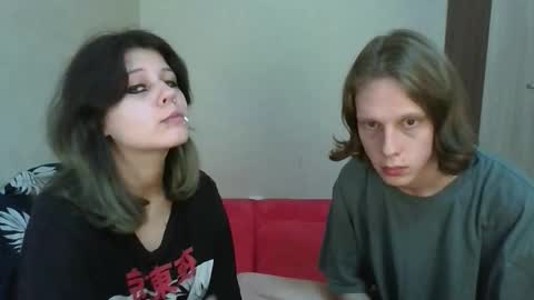 Crystal and Marcl online show from 09/30/25, 06:46