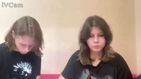 Crystal and Marcl online show from 11/27/25, 05:42