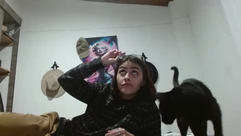 Crystal Blaze online show from 03/01/26, 12:34