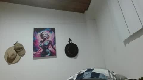 Crystal Blaze online show from 03/18/26, 07:33