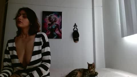 Snapshot of crystal_starx chatting on 05/01/26, 09:30 Crystal Blaze online show from 05/01/26, 09:30