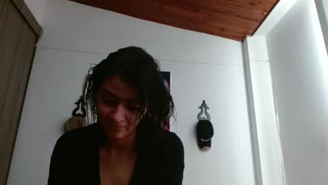 Snapshot of crystal_starx chatting on 05/25/26, 06:36 Crystal Blaze online show from 05/25/26, 06:36