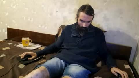 Snapshot of crystal_vibe chatting on 03/15/26, 05:19 Crystallax online show from 03/15/26, 05:19