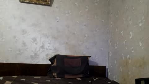 Snapshot of crystal_vibe chatting on 03/16/26, 05:24 Crystallax online show from 03/16/26, 05:24