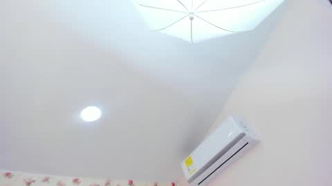 Snapshot of crystal_watson0 chatting on 05/22/26, 01:39 Milf Latina online show from 05/22/26, 01:39