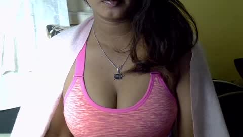 crystalbellax online show from 07/09/26, 06:28