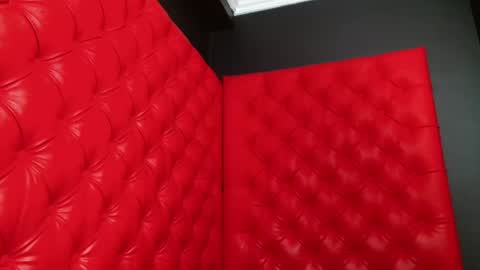 Crystal online show from 01/20/25, 01:50