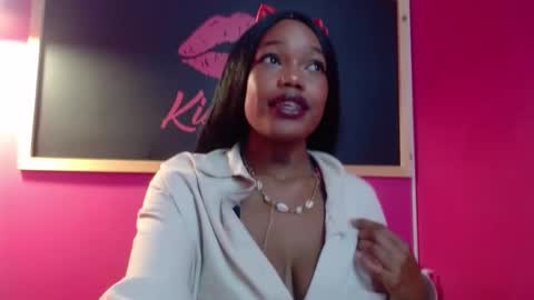 Crystal online show from 02/10/25, 03:46