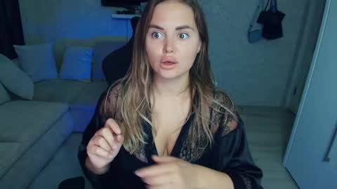 Snapshot of crystalemily chatting on 09/08/25, 07:13 crystalemily online show from 09/08/25, 07:13