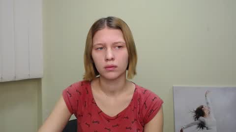 Stella online show from 12/10/24, 07:37