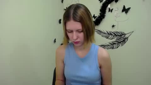 Stella online show from 12/22/24, 10:28