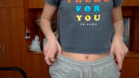 Stella online show from 02/08/25, 07:37