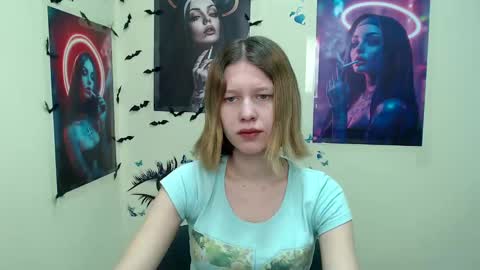 Stella online show from 03/03/25, 07:10