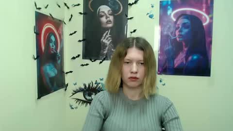 Stella online show from 03/08/25, 01:14