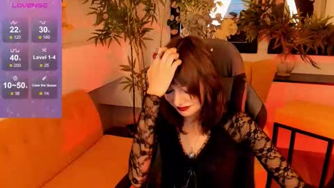 crystallbloom online show from 09/12/25, 01:33