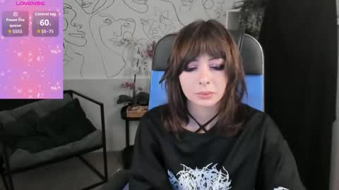 crystallbloom online show from 09/16/25, 01:50