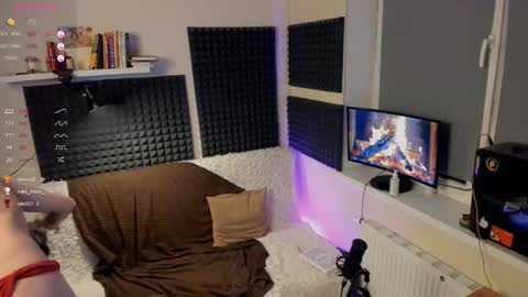 Crys online show from 12/12/24, 12:27