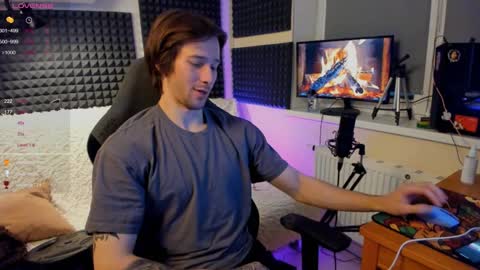 Crys online show from 12/14/24, 12:33